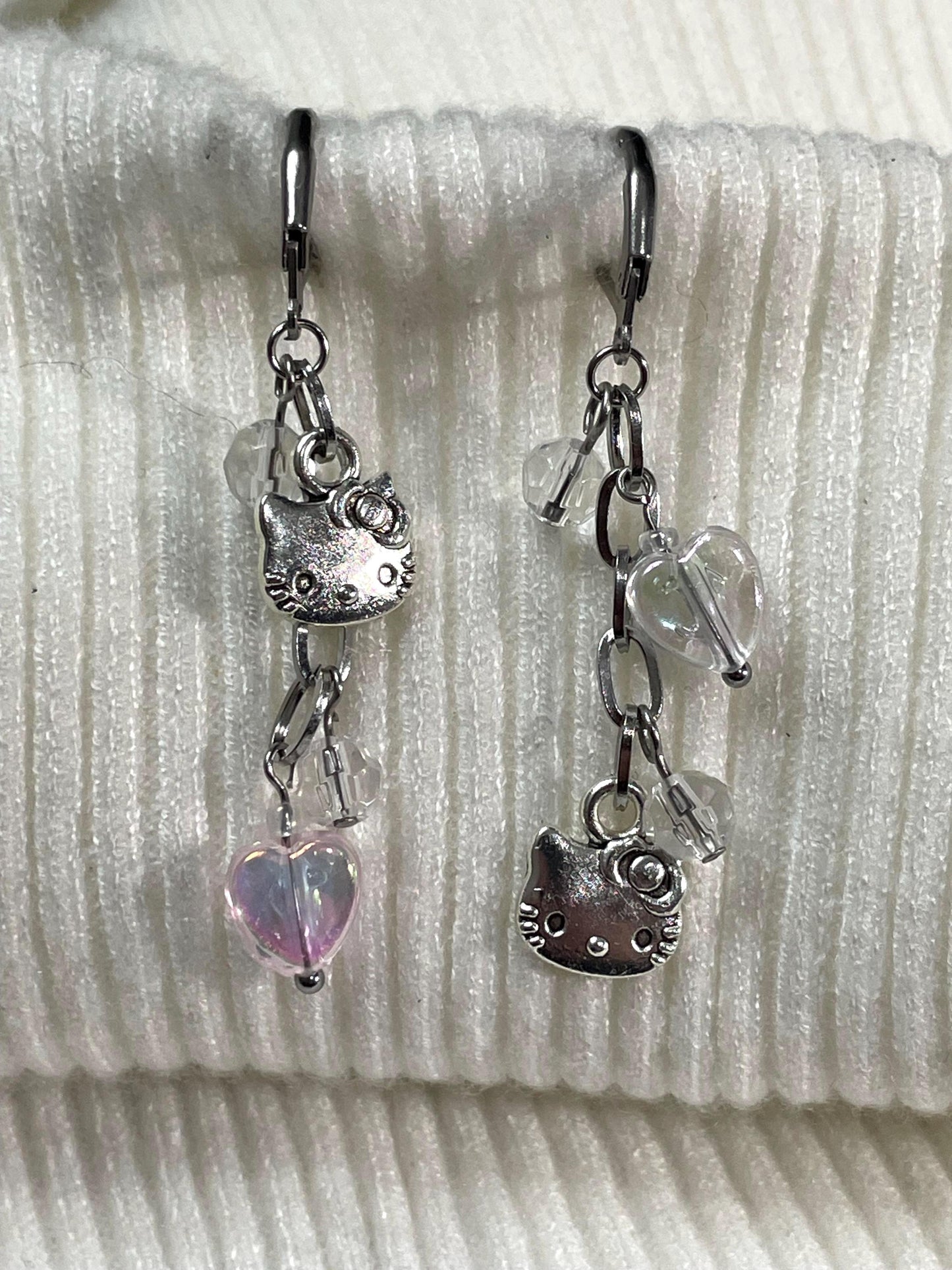 Mismatch Kawaii Cat Earrings | Grunge Fairycore Asymmetrical Dangle Jewelry