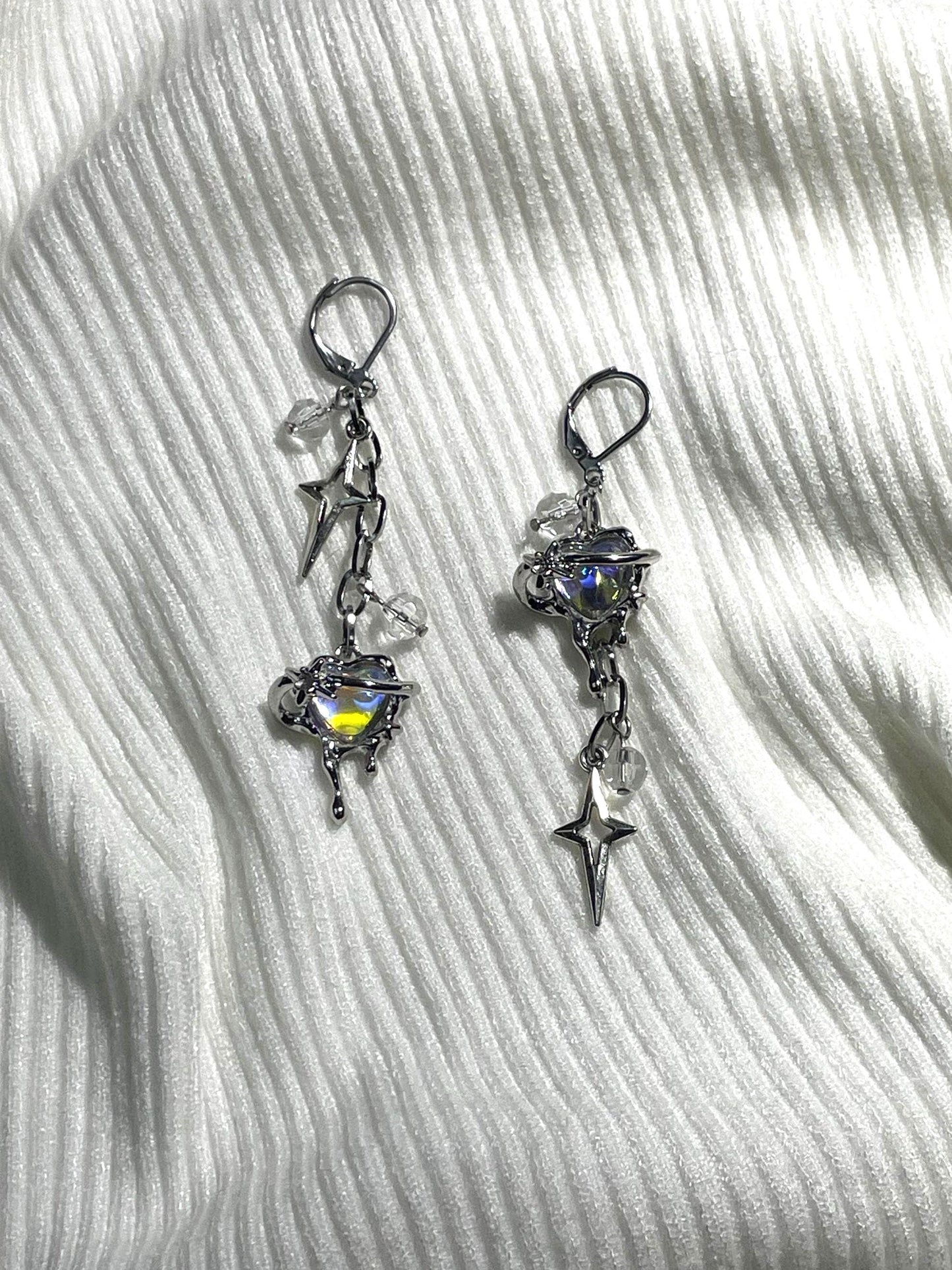 Mismatch Melting Heart Earrings | Gothic Grunge Dangly Heart Jewelry