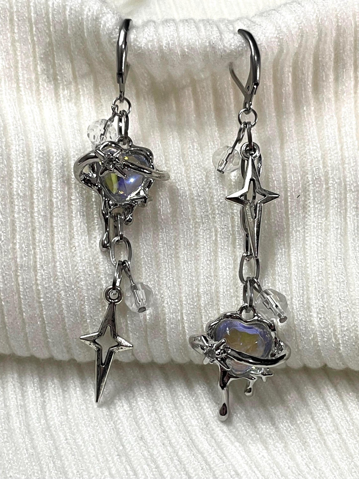 Mismatch Melting Heart Earrings | Gothic Grunge Dangly Heart Jewelry