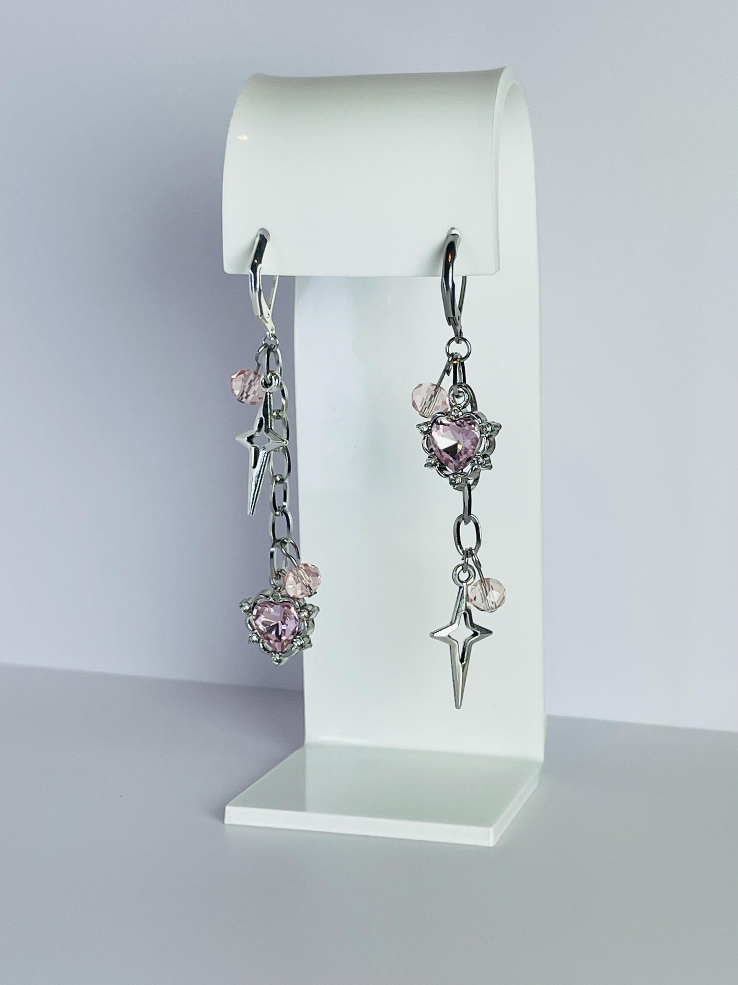 Mismatch Heart Dangle Earrings | Grunge Goth Asymmetrical Fairycore Jewelr