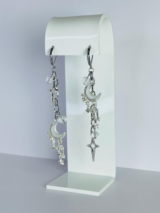 White Star Mismatch Earrings, Grunge, Alt, Chunky, Punk, Edgy, Star Asymmetrical, Kfashion, Korean, Y2K, Goth, Ethereal, Softcore