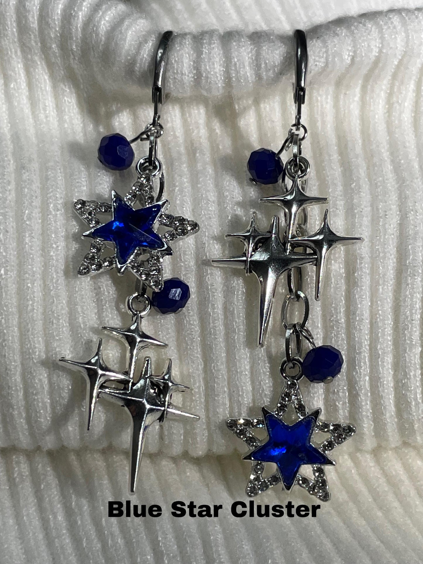 Mismatch Dangly Star Earrings | Grunge Goth Asymmetrical Jewelry