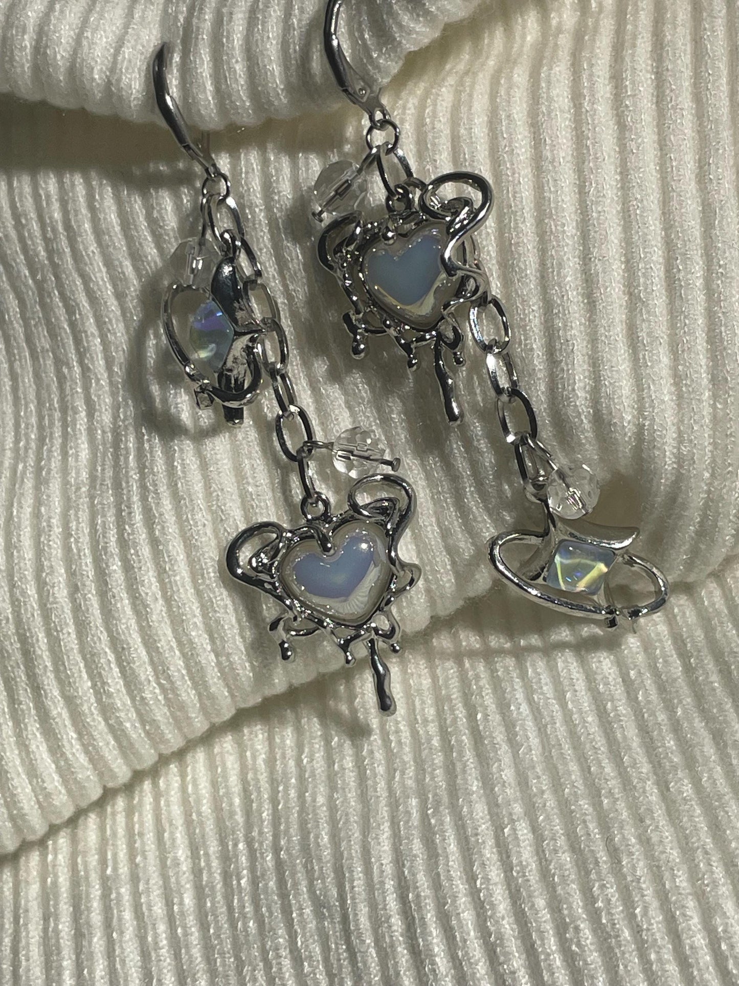 Mismatch Heart Star Dangle Earrings | Grunge Goth Asymmetrical Jewelry