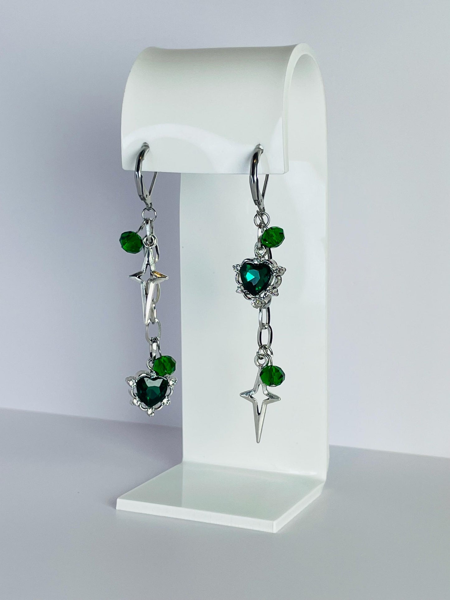 Mismatch Heart Dangle Earrings | Grunge Goth Asymmetrical Fairycore Jewelr