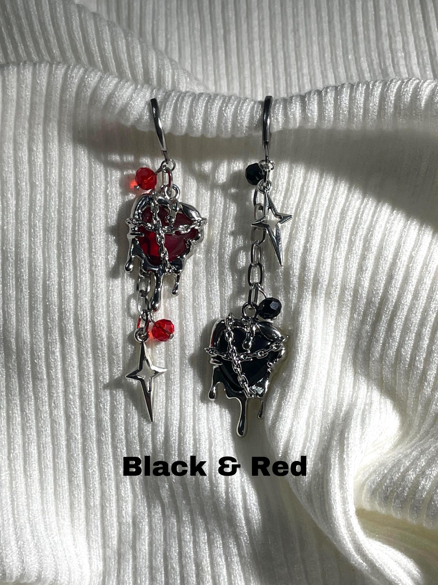 Mismatch Dangly Star Earrings | Grunge Goth Asymmetrical Jewelry