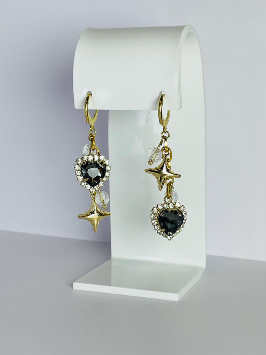 Mismatch Gold Heart Dangle Earrings | Grunge Goth Asymmetrical Jewelry